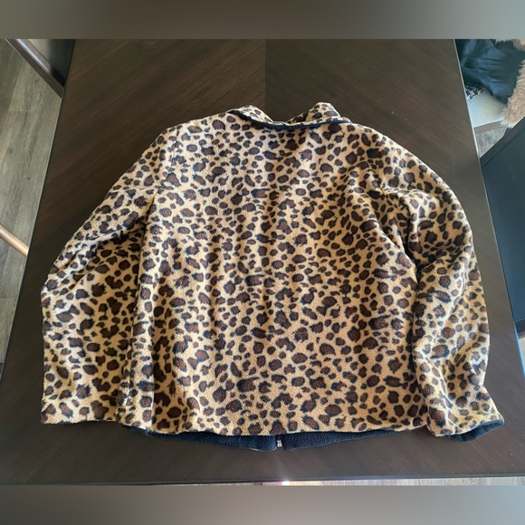 Cute cheetah coat - Picture 2 of 4